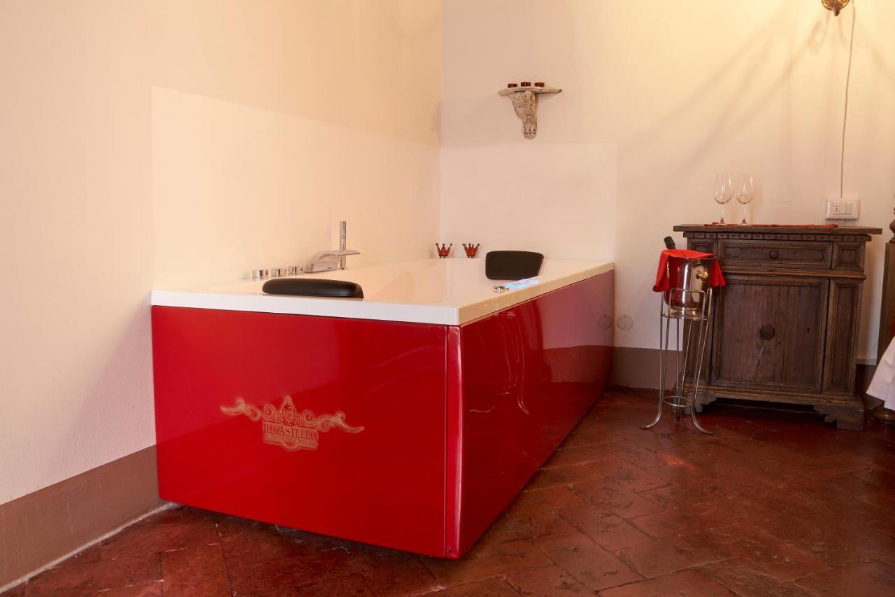 Bed and Breakfast Castello Del Capitano Delle Artiglierie Кастрокаро-Терме Экстерьер фото