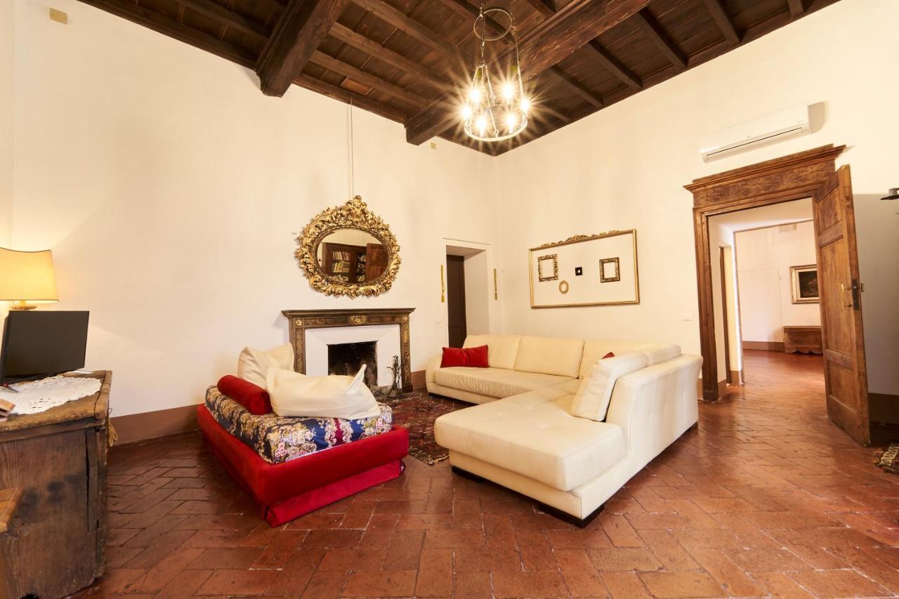 Bed and Breakfast Castello Del Capitano Delle Artiglierie Кастрокаро-Терме Экстерьер фото