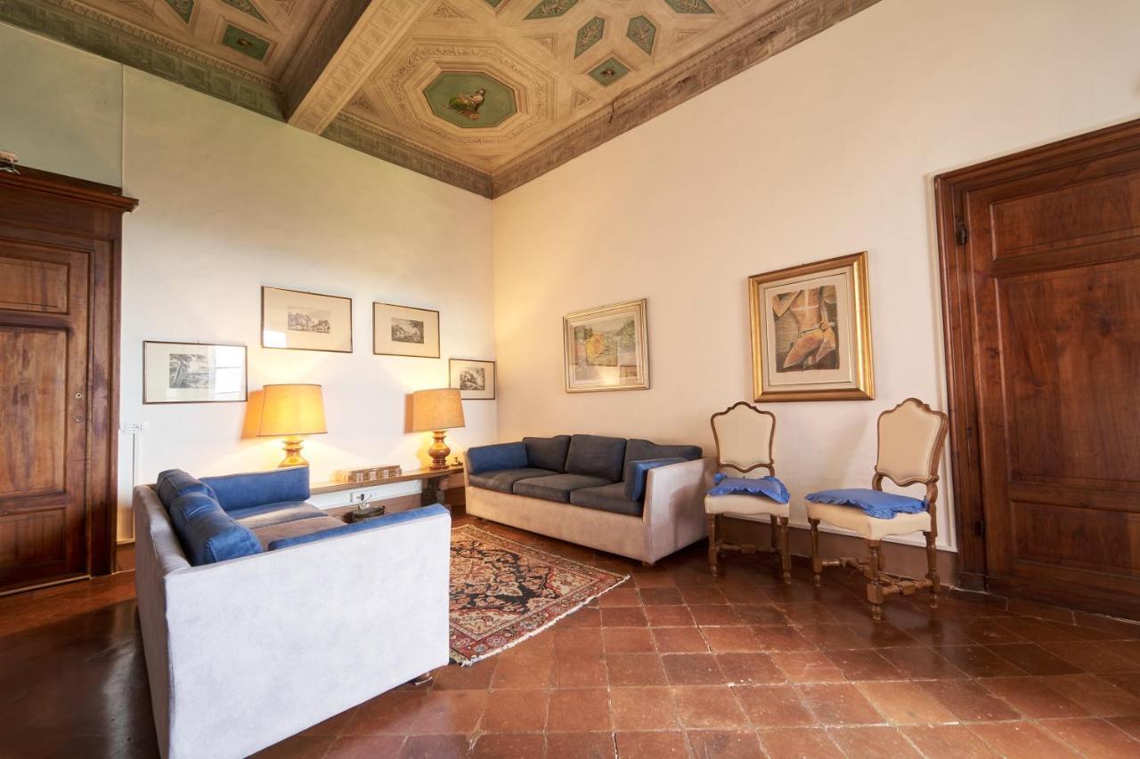Bed and Breakfast Castello Del Capitano Delle Artiglierie Кастрокаро-Терме Экстерьер фото