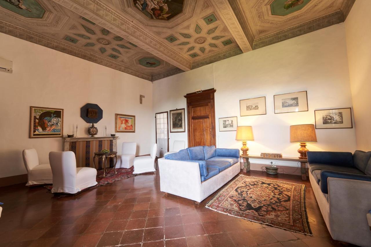 Bed and Breakfast Castello Del Capitano Delle Artiglierie Кастрокаро-Терме Экстерьер фото