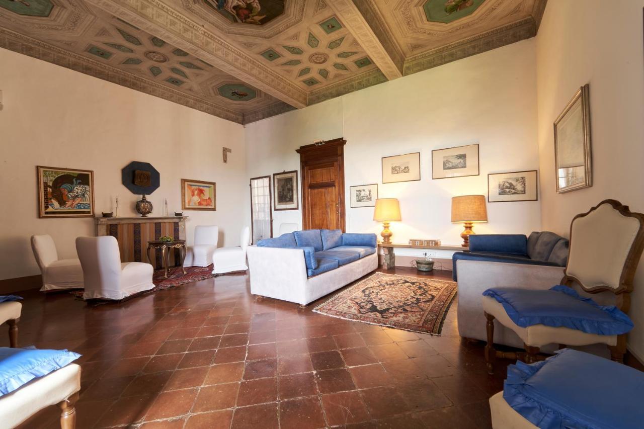 Bed and Breakfast Castello Del Capitano Delle Artiglierie Кастрокаро-Терме Экстерьер фото
